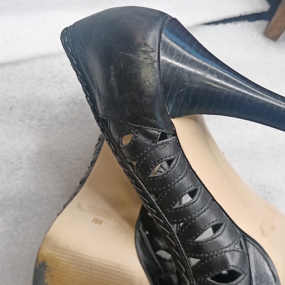 Guess Black Leather Platform Sandals Shoes Pumps with cut out design 4" Heels - Picture 7 of 9